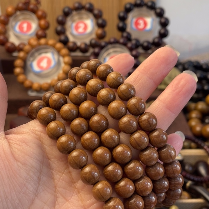 维腊木（绿檀）九****U