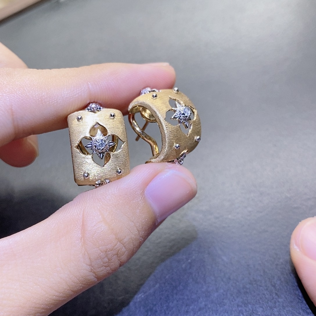 耳饰18K金镶嵌钻石拉丝耳拍k黄