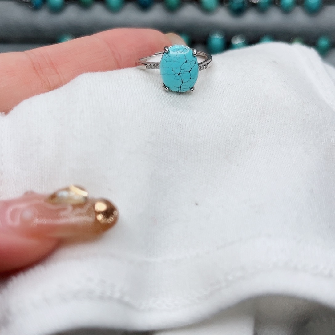 绿松石绿松石未镶嵌