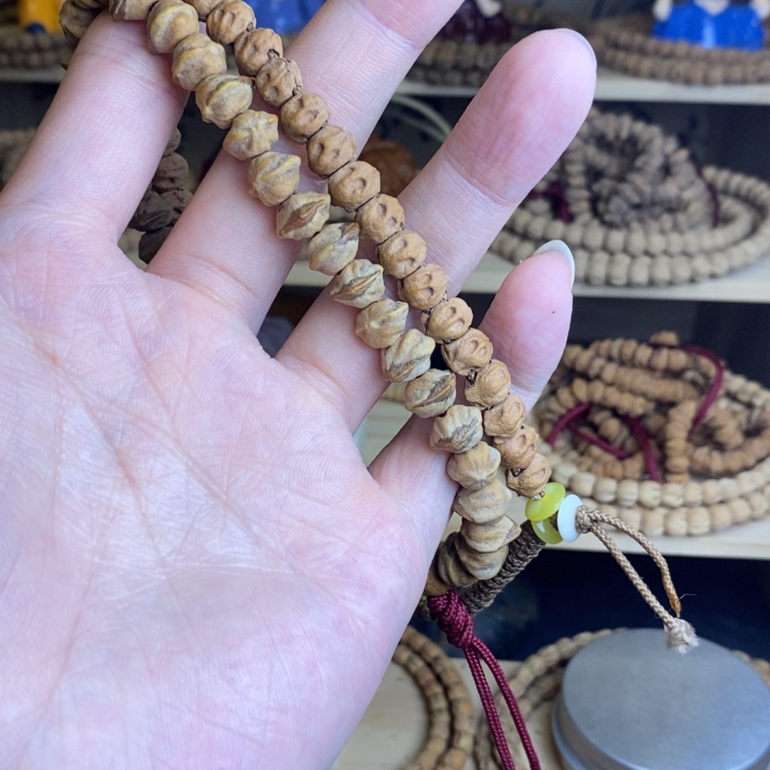 o***i吊坠柏香籽/百香籽