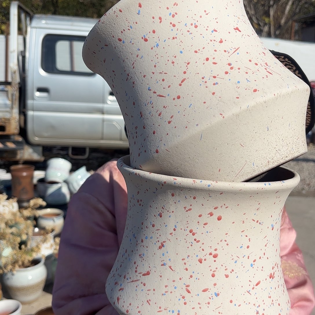 口径20高度20两个粉点蛮腰