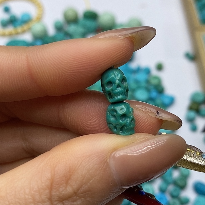 绿松石未镶嵌珠宝奇石