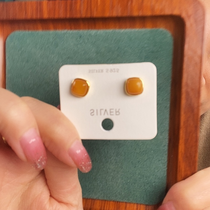 蜜蜡银S925镶嵌耳饰耳钉