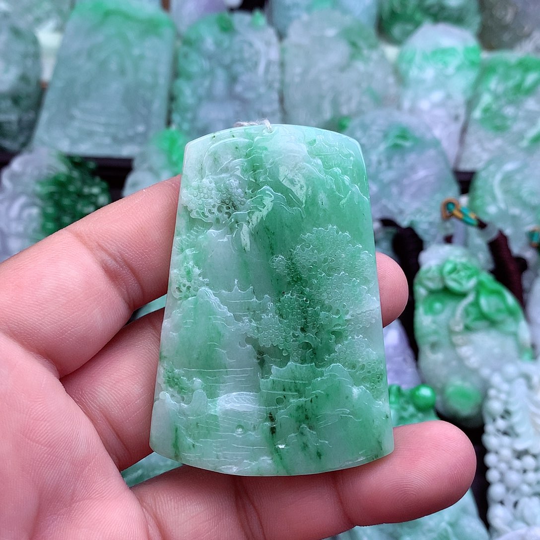 翡翠吊坠(不含链)未镶嵌