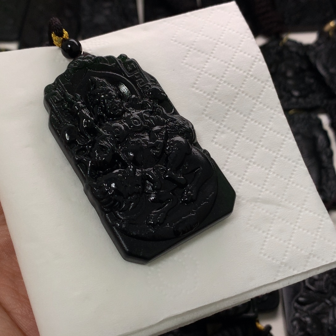 梓***炫天然a货钢琴黑挂件