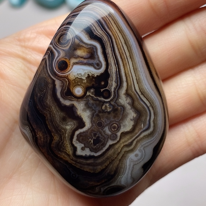 用***8玛瑙/玉髓未镶嵌吊坠(不含链)