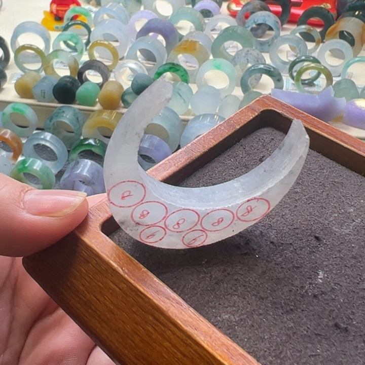 定制翡翠未镶嵌开播福利