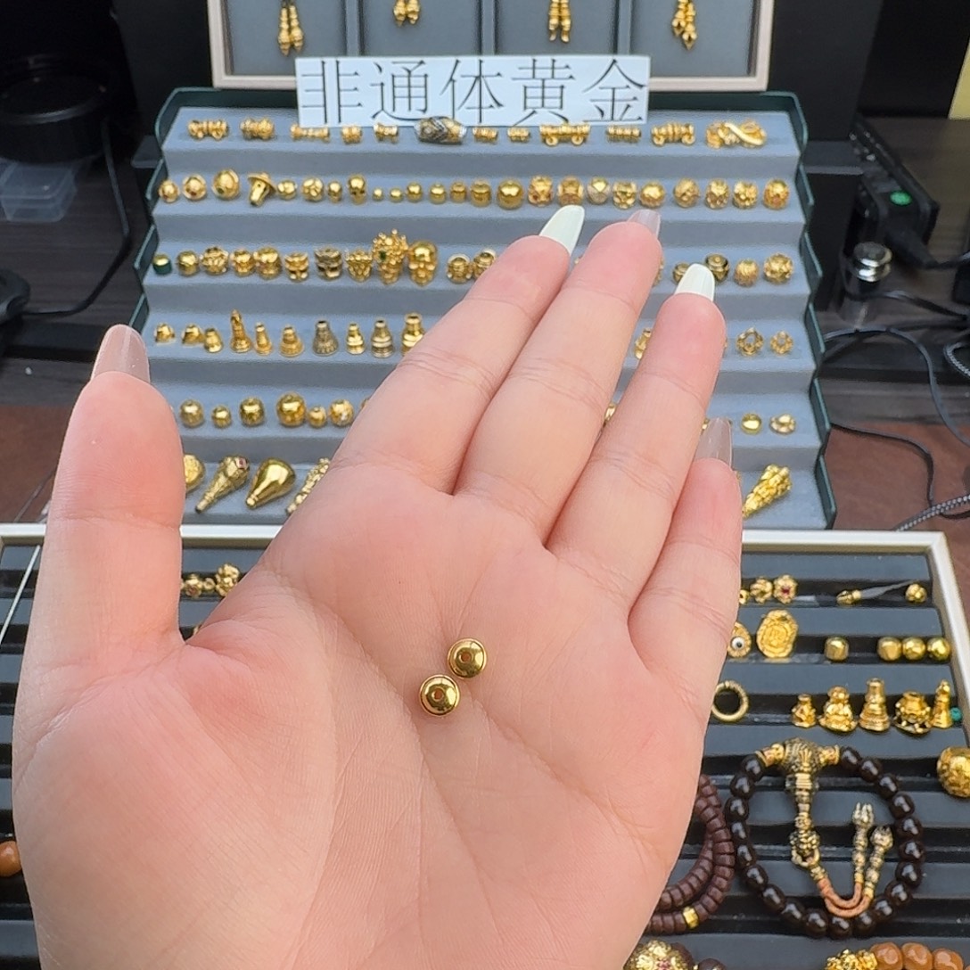 足银合成立方氧化锆