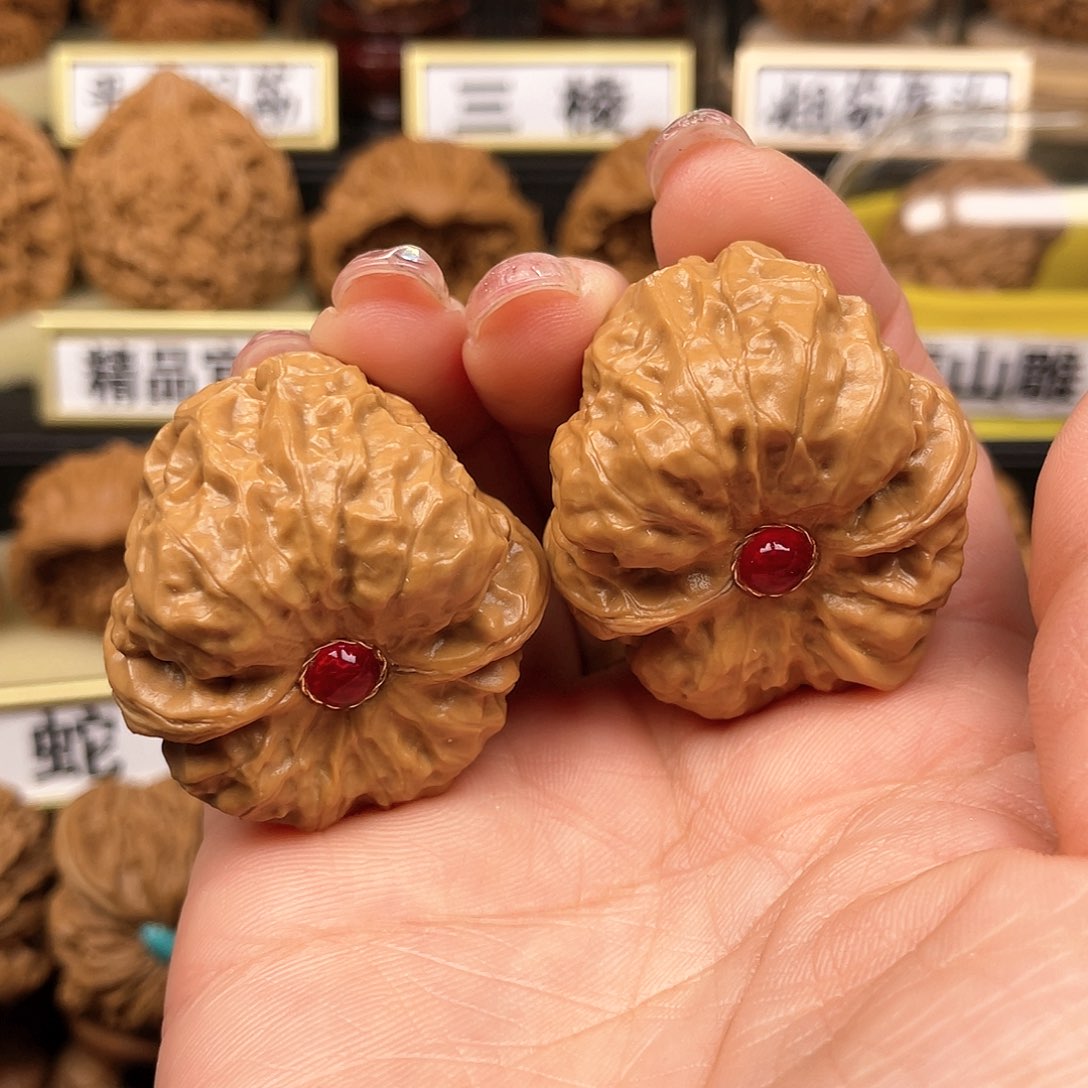 【闪购商品】文玩核桃把件核桃