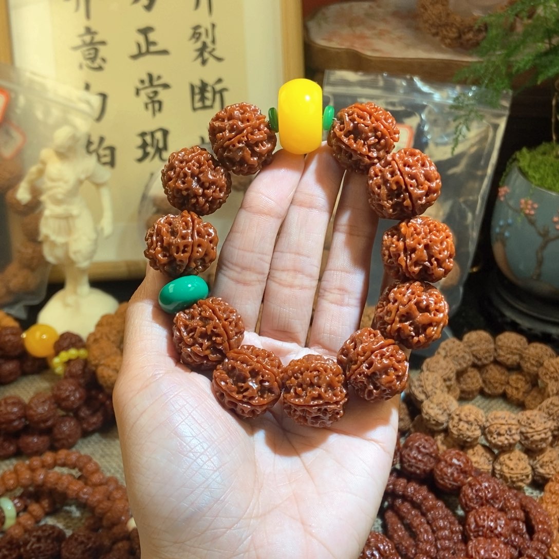 金刚菩提手串235玉化平安扣款