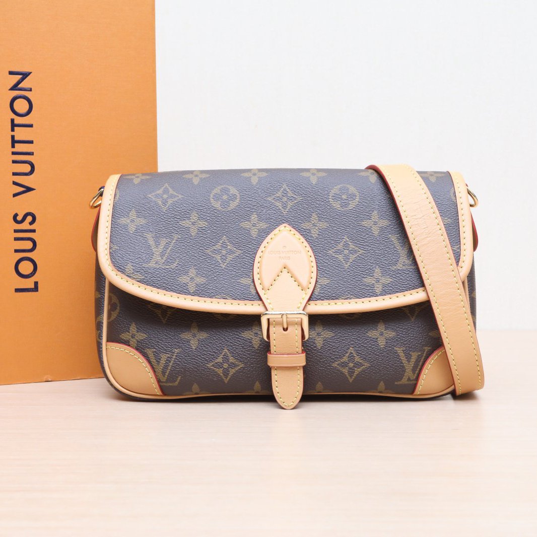 95新 LouisVuitton/路易威登 斜挎包法棍包 24 芯片P254215572