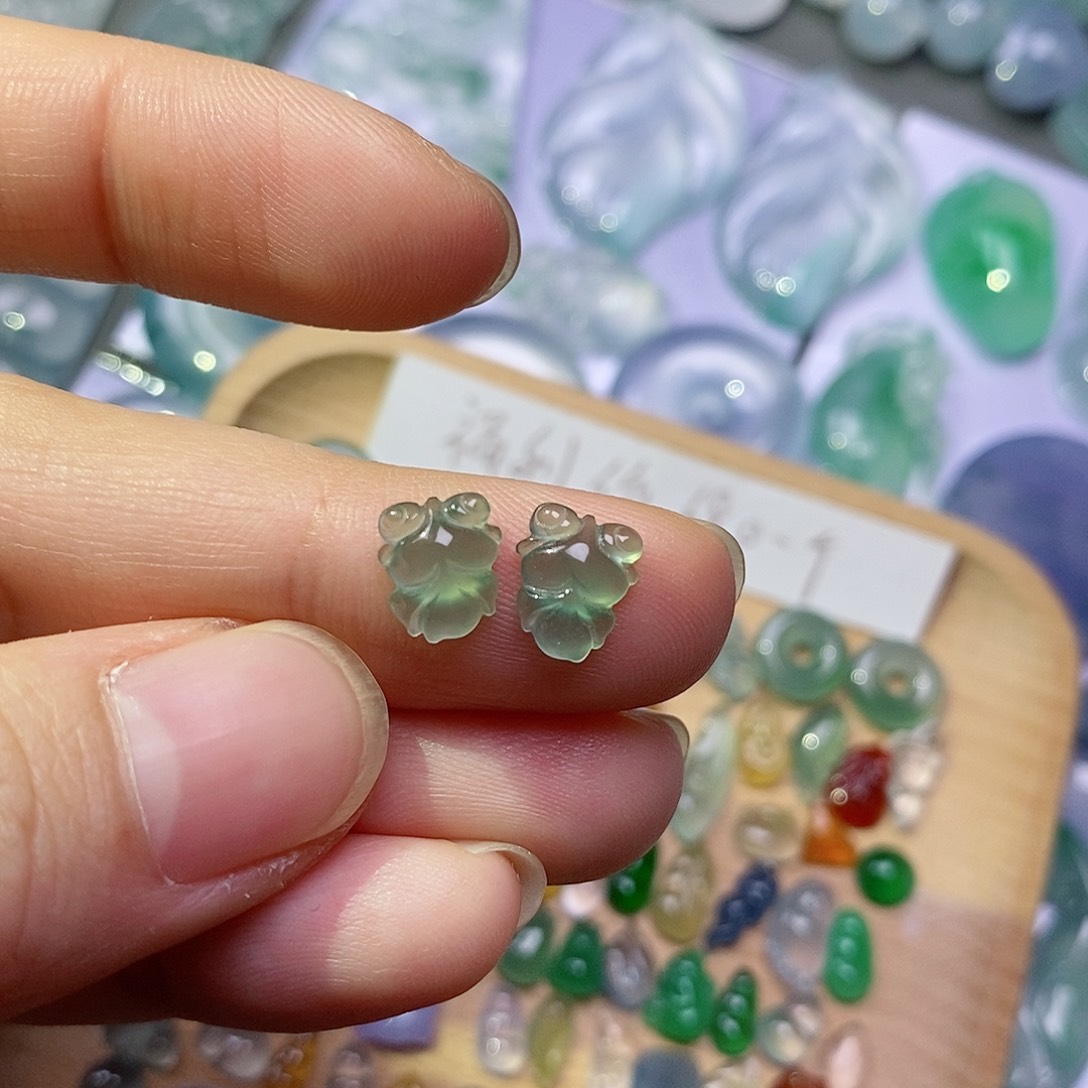 定制翡翠未镶嵌翡翠