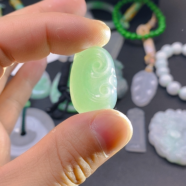 颈饰未镶嵌翡翠006