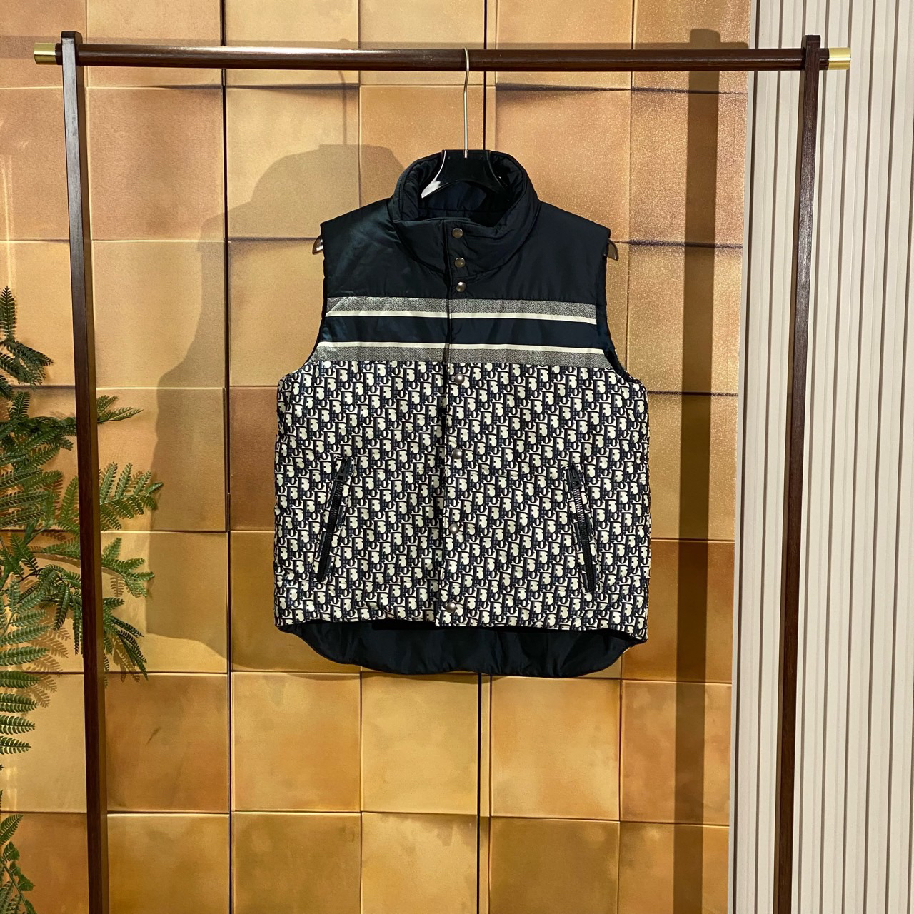 Dior 爆款老花满印标语logo双面穿马甲/L码/99新/27478