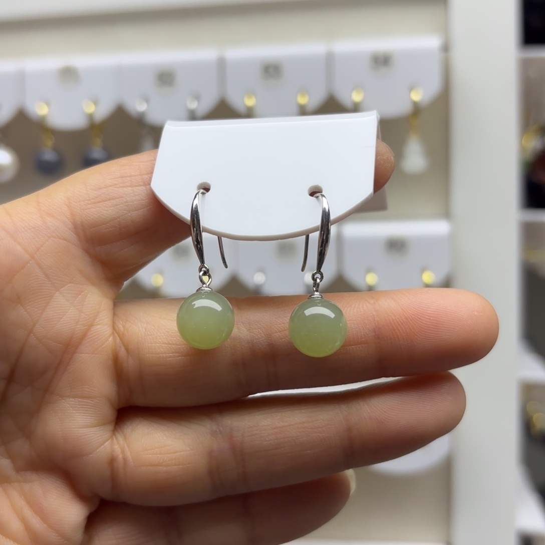 和田玉银S925镶嵌耳饰