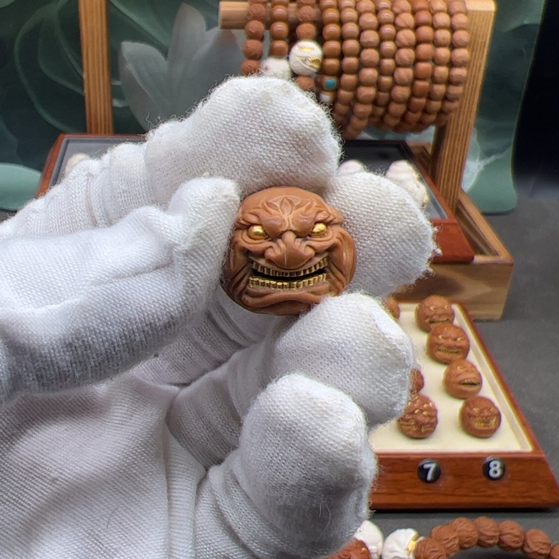 正***道吊坠猴头核桃金牙