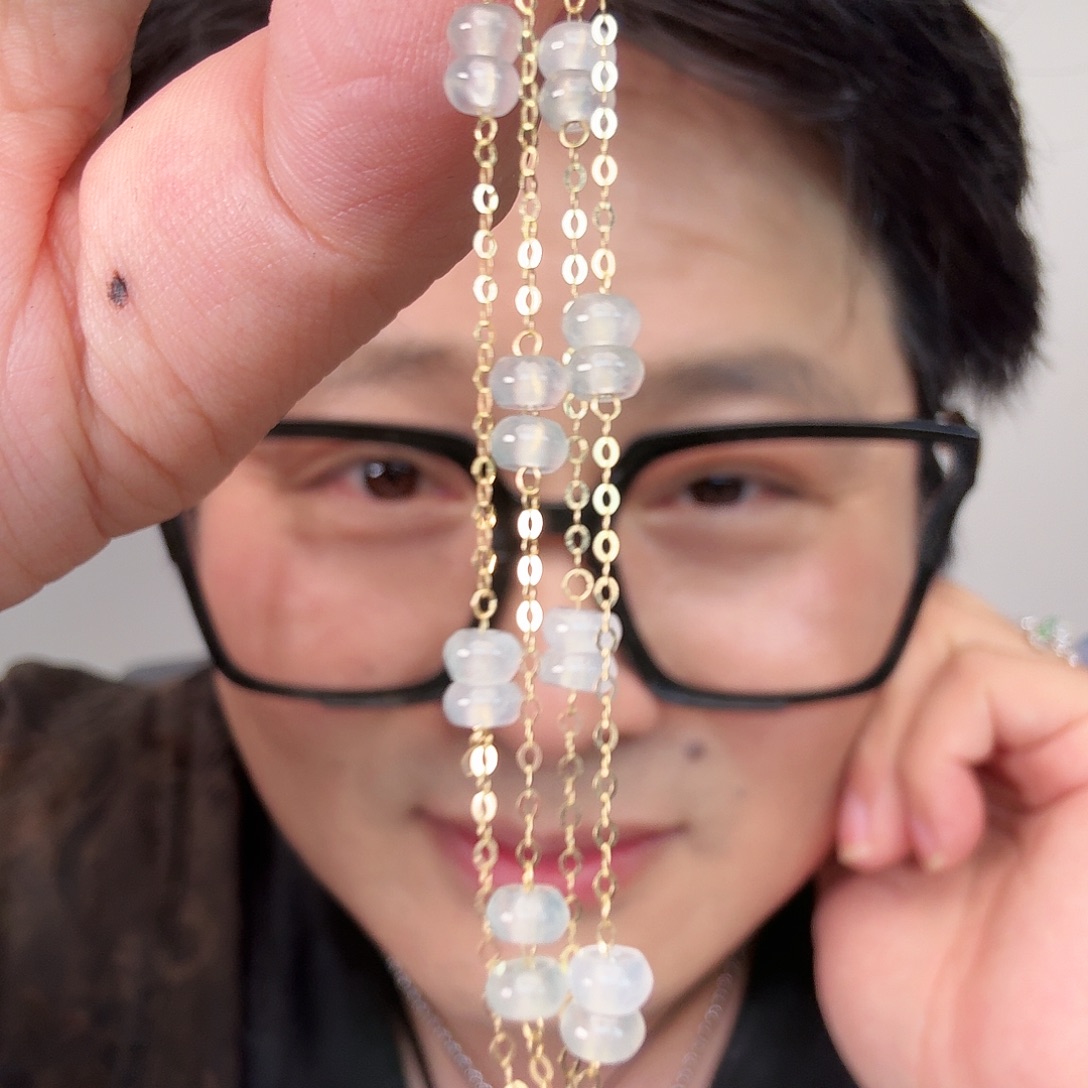 翡翠18K金镶嵌颈饰一件