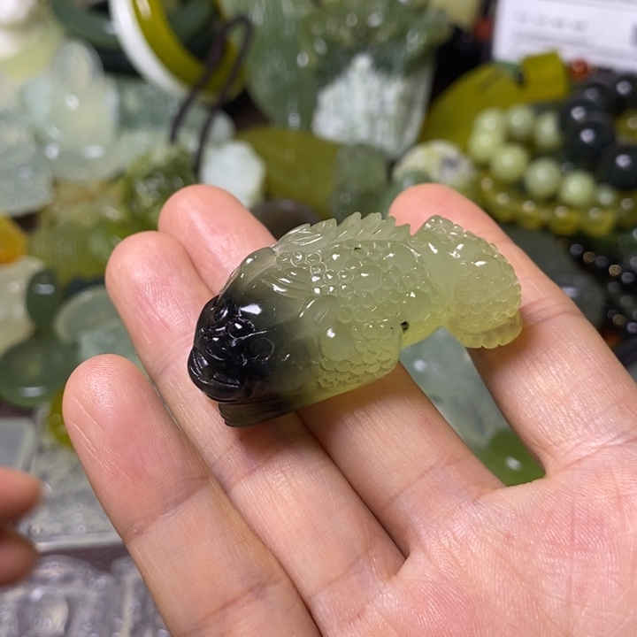 岫玉岫玉挂件未镶嵌