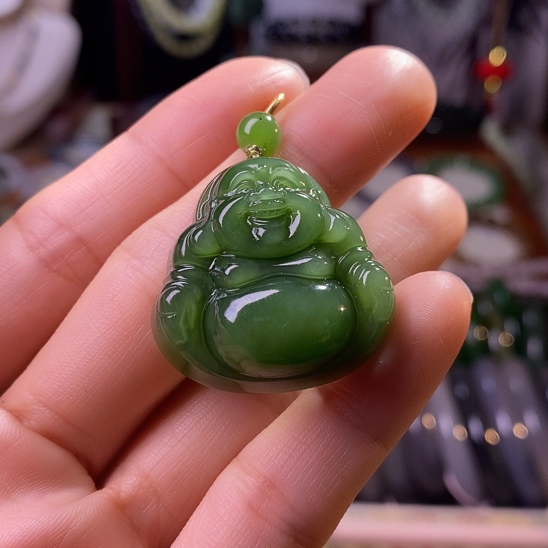 颈饰未镶嵌和田玉金扣碧玉佛公吊坠