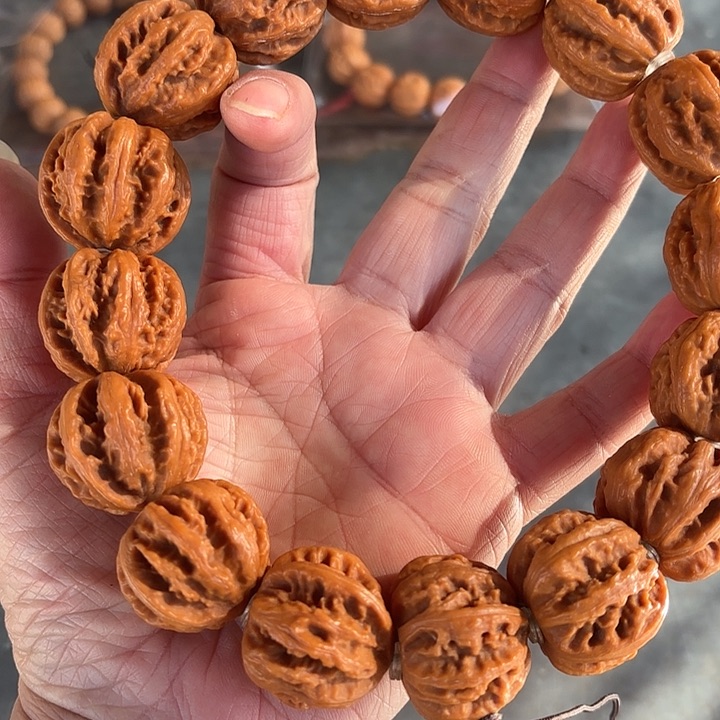 文玩核桃手串野生