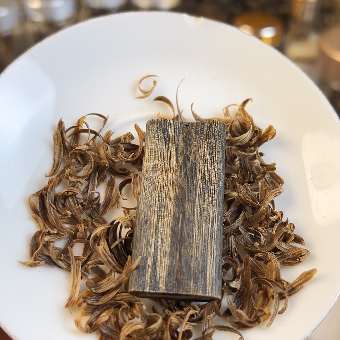 沉香枕沉香奇楠无事牌原料