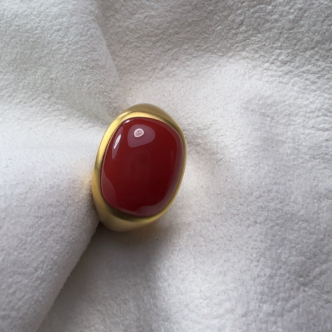 南红玛瑙戒指18K金镶嵌赛**美