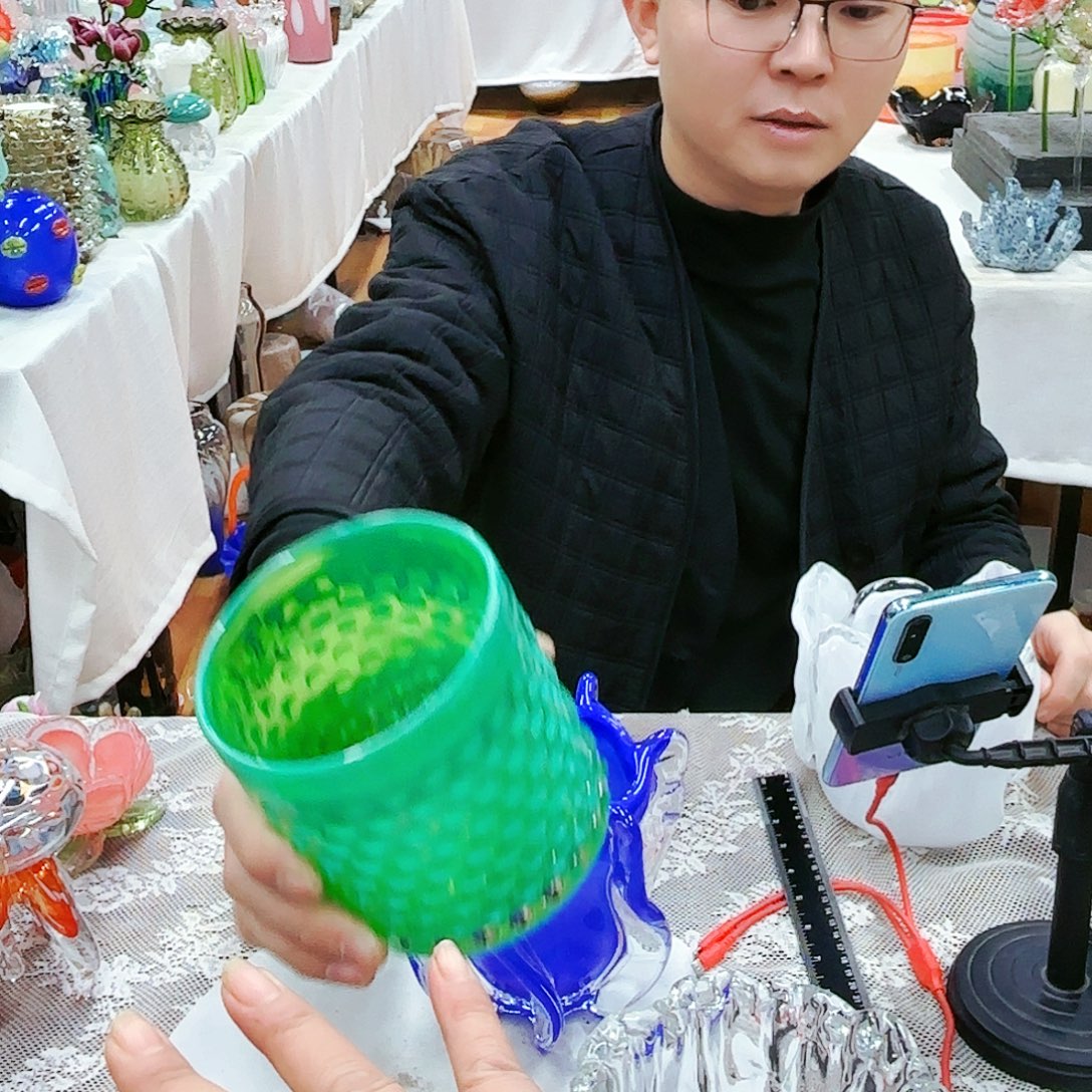 福利不退不换琉璃花瓶艺术品