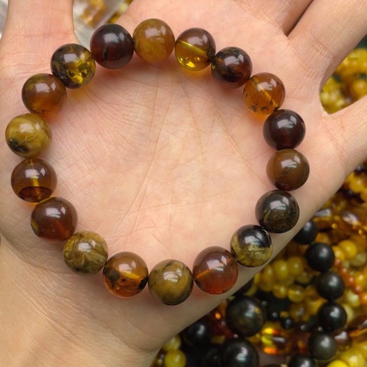 琥珀未镶嵌珠宝奇石