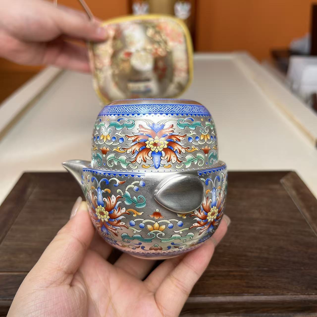 斗彩宝相手抓一壶一杯KK0612