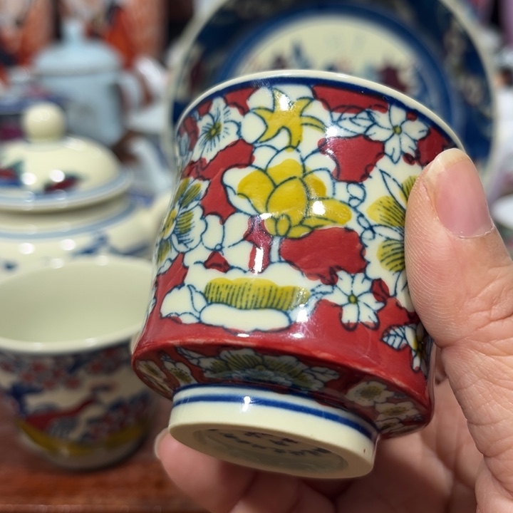 c b j h g j j h v vv h