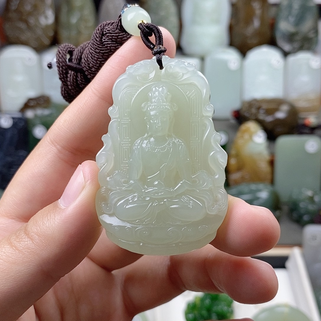 和田玉未镶嵌颈饰
