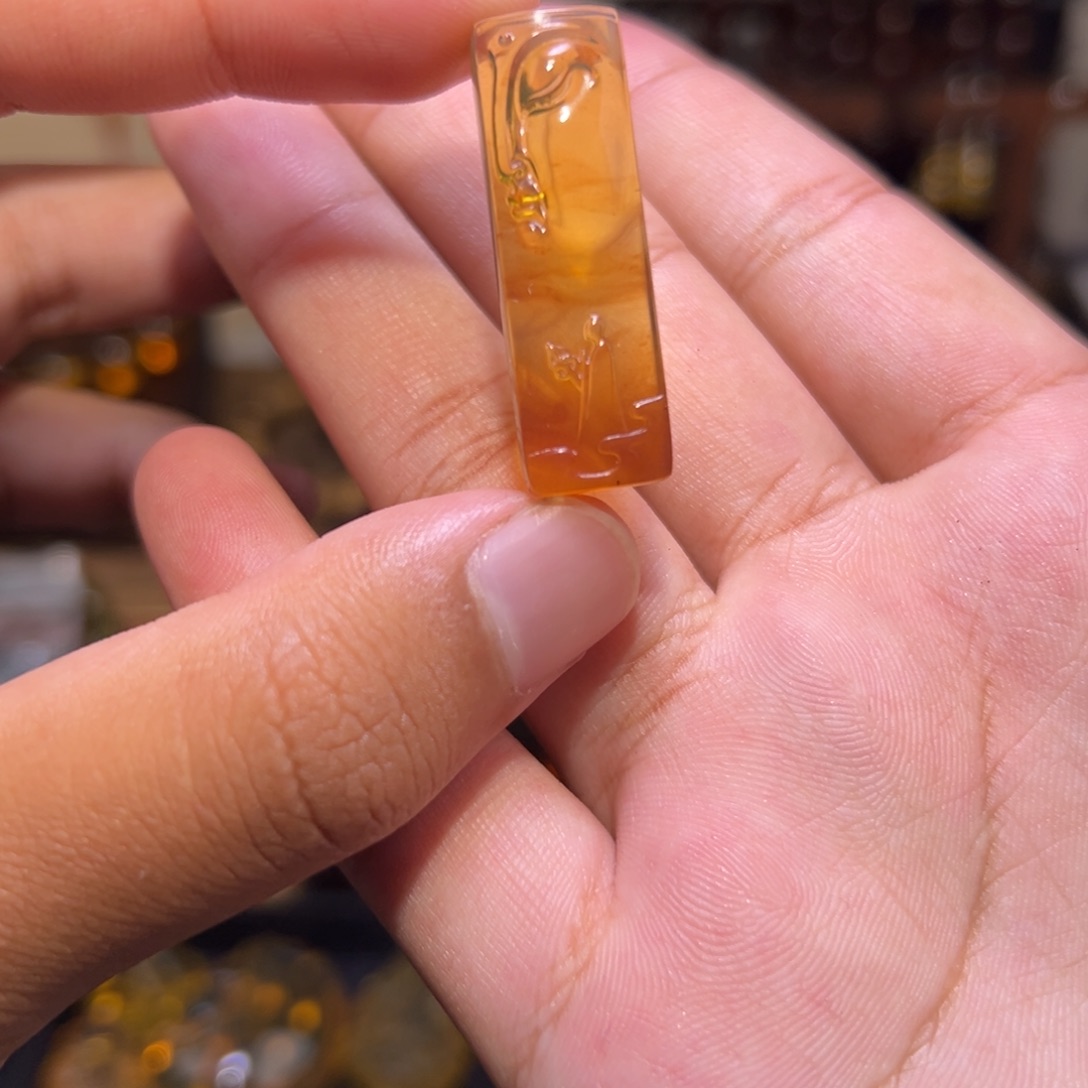 琥珀未镶嵌颈饰悟道