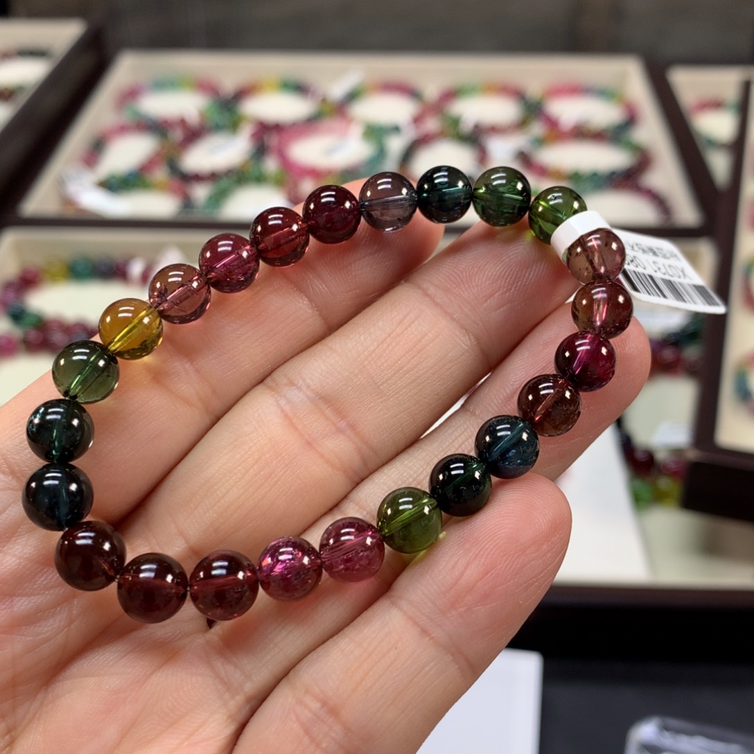 碧玺未镶嵌手链7.8左右