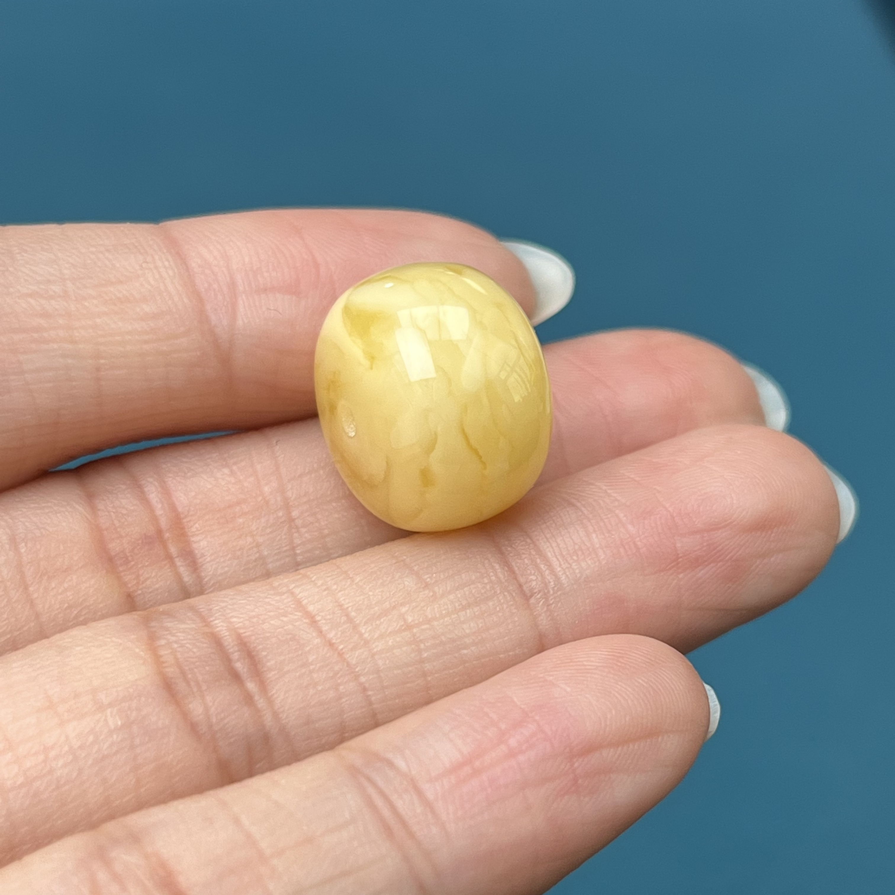 Y4516天然原矿蜜蜡 妖花墩子16.2x11.5mm 2克抖音基地质检发货