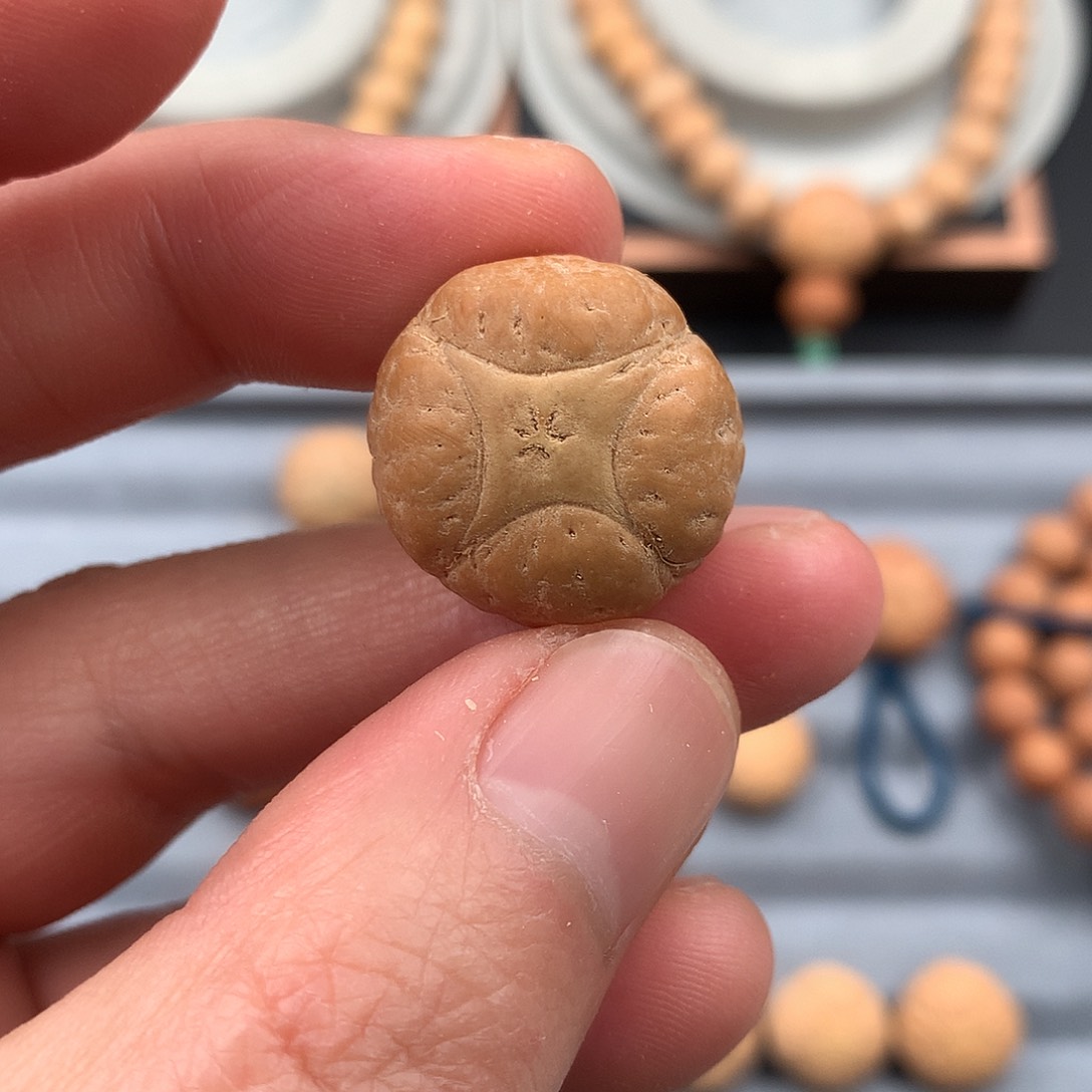 凤眼菩提吊坠21+16厚度麒麟