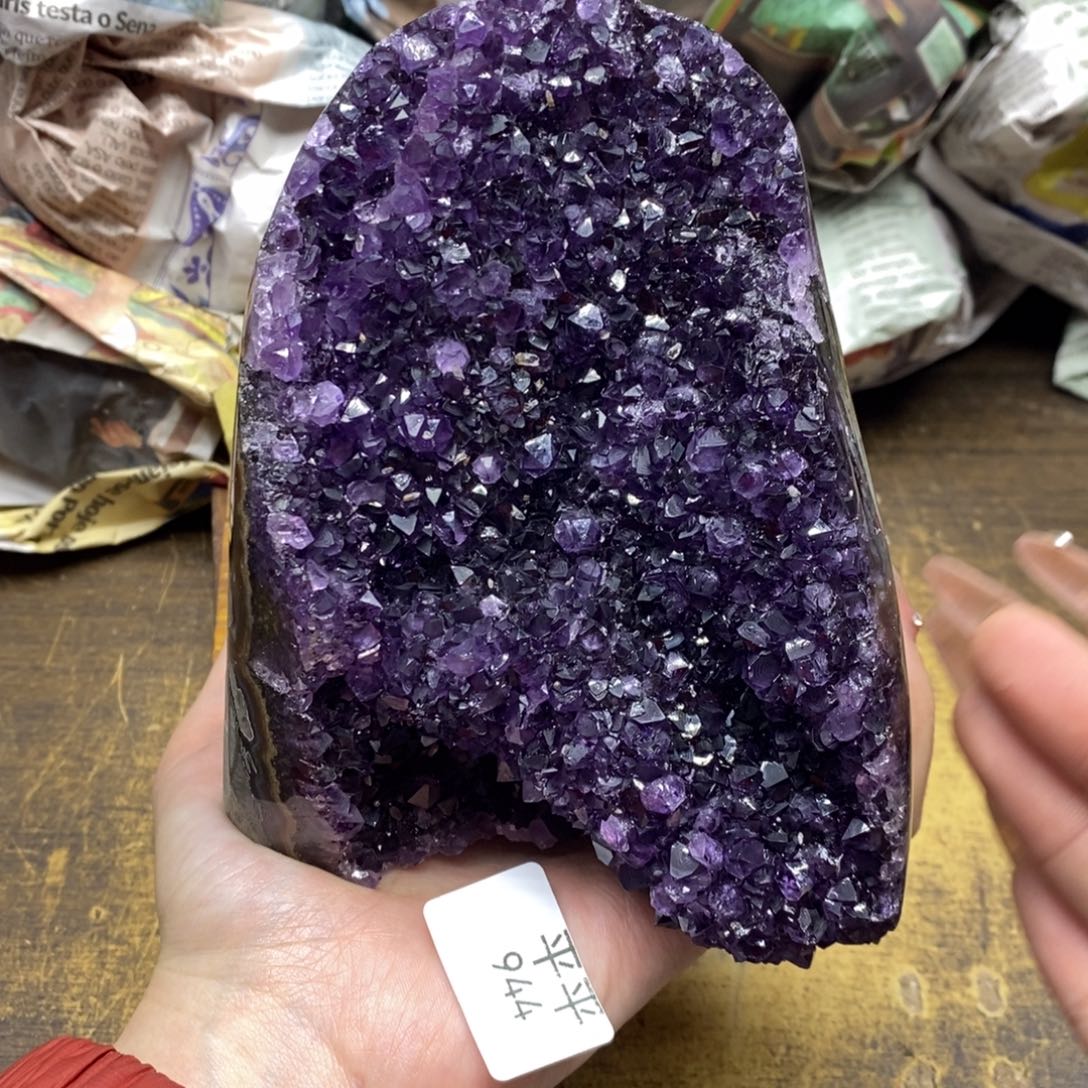 紫晶乌拉圭未镶嵌