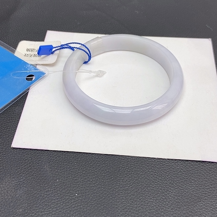 翡翠手镯未镶嵌柠*。59-60正圈