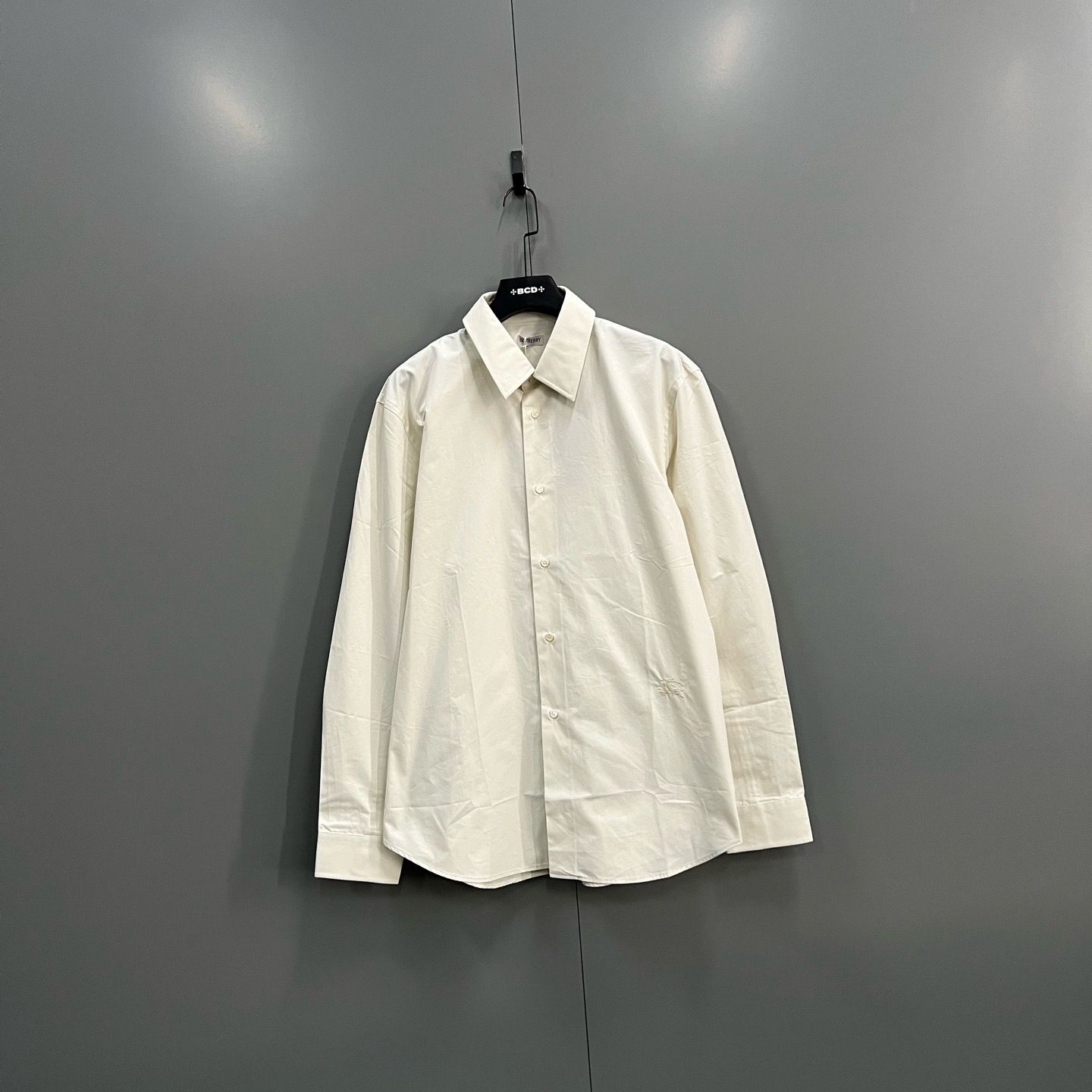 未使用 BURBERRY/博柏利 j2/米色骑士刺绣衬衫 017872