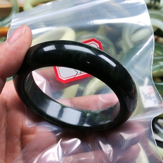 蛇纹石玉手镯未镶嵌用****7