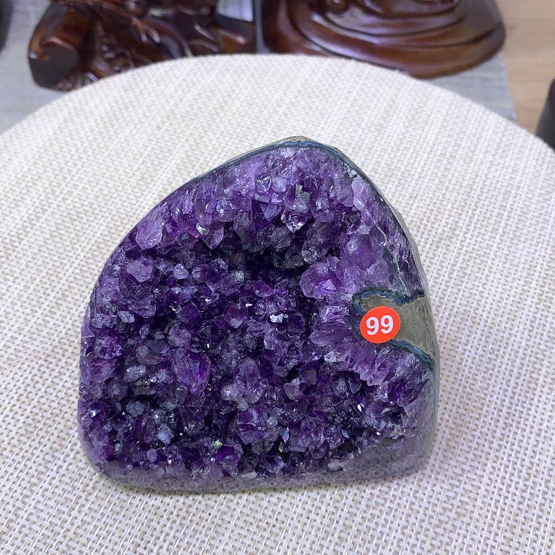 紫晶大型摆件（非配饰）未镶嵌