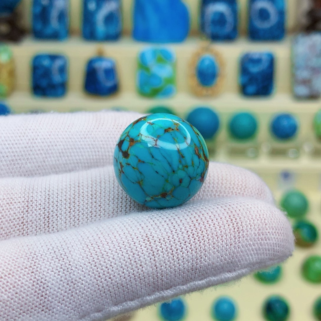 绿松石绿松石未镶嵌