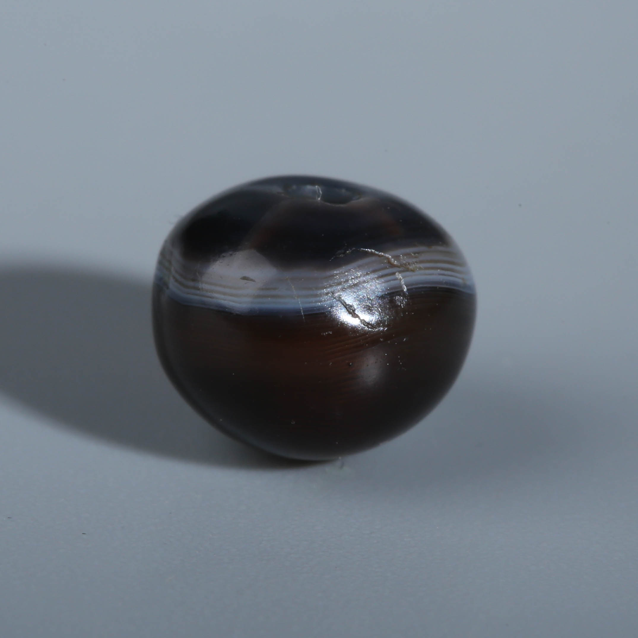 XY69-26 黑白缠丝玛瑙药师珠 7.3*6.2mm