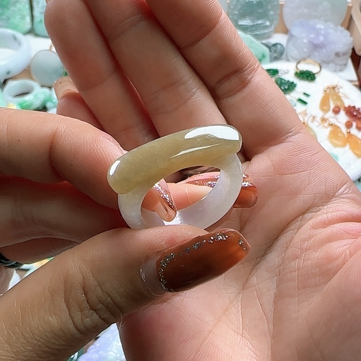 翡翠颈饰未镶嵌扳指圈口18.2