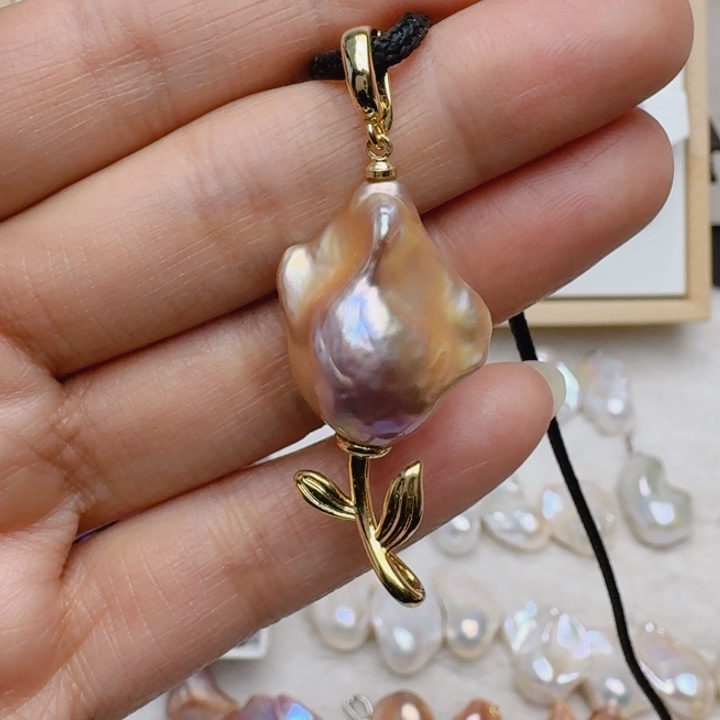 未镶嵌淡水珍珠颈饰