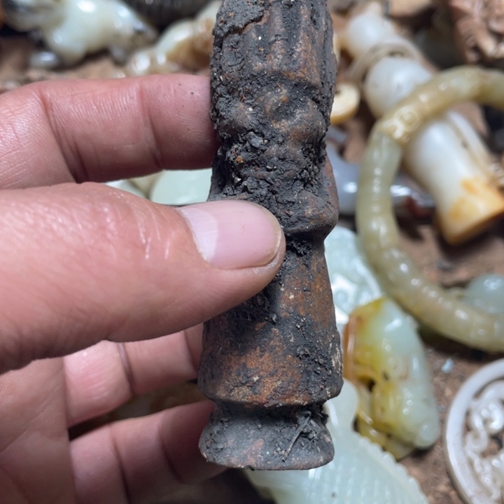 和田玉（糖玉）未镶嵌颈饰