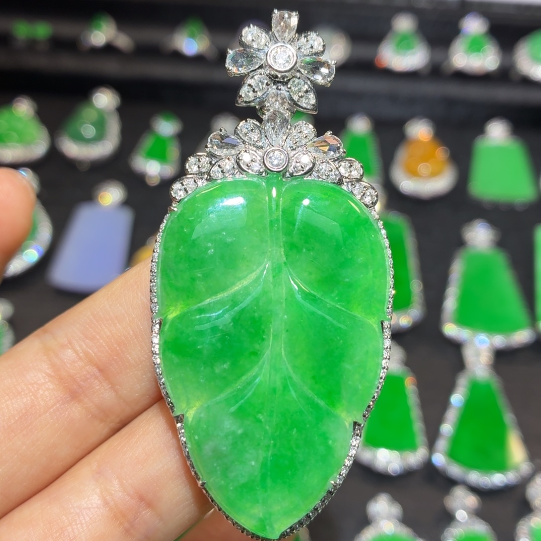 翡翠18K金镶嵌吊坠(不含链)翡翠