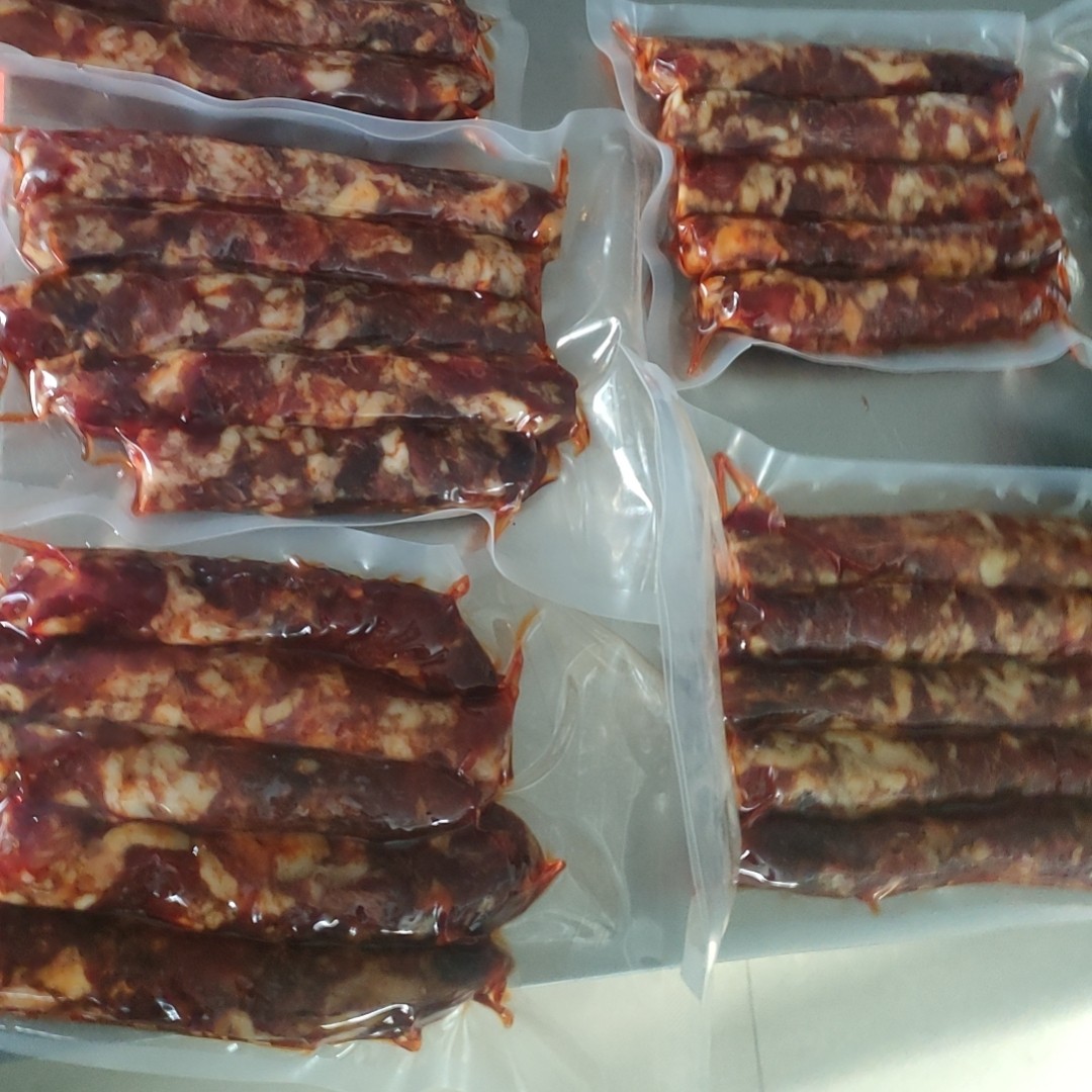 四川大凉山麻辣香肠，1500g.（三斤装。）