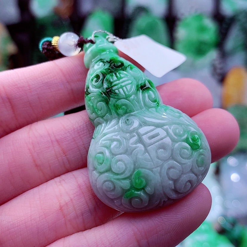 【闪购商品】翡翠颈饰未镶嵌天然