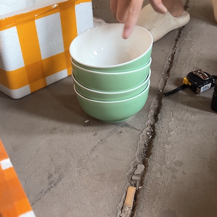 正品 绿色5.5英寸碗8只