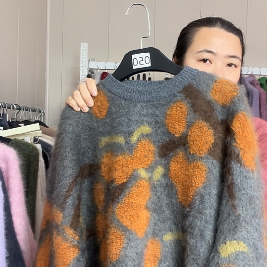 事事如意灰色圆领加厚一件